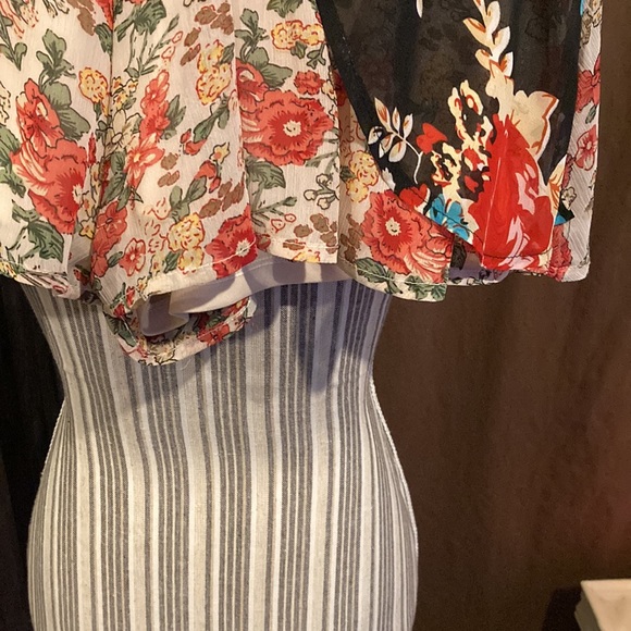 California Moon Rise Mini Short Set, A Nomad Art House Collaboration-Size (L) - Picture 2 of 10